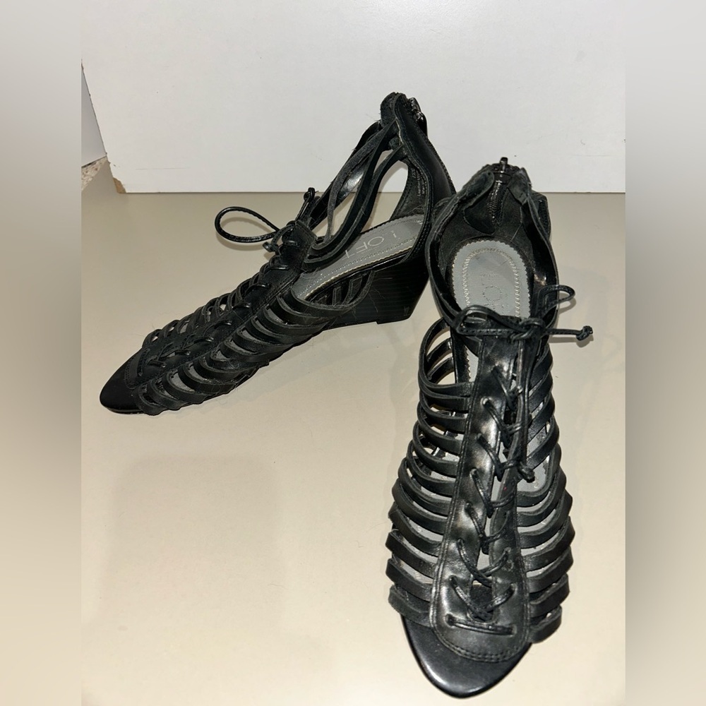 LOFT women’s sandals size 7 1/2